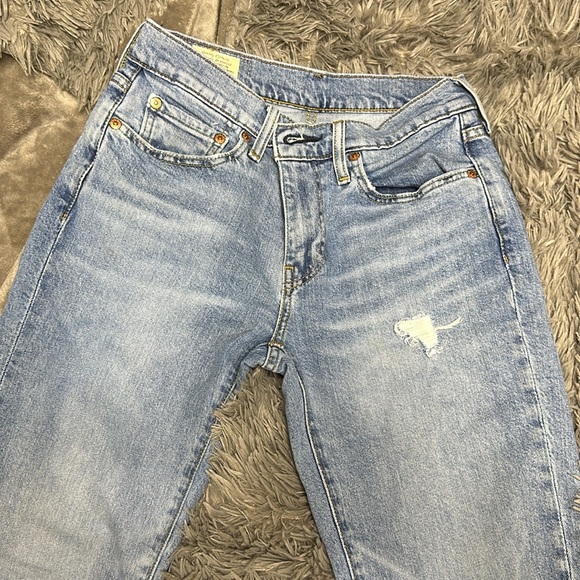 Levi jeans - Picture 2 of 3